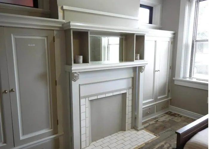 Apartment 1 Bed, Idyllic, Stadiums, Free Parking, & Pets Ok *